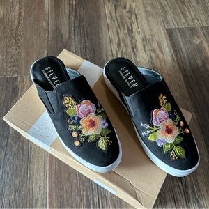 Seven7 Black Slip-On Embroidered Floral Mules